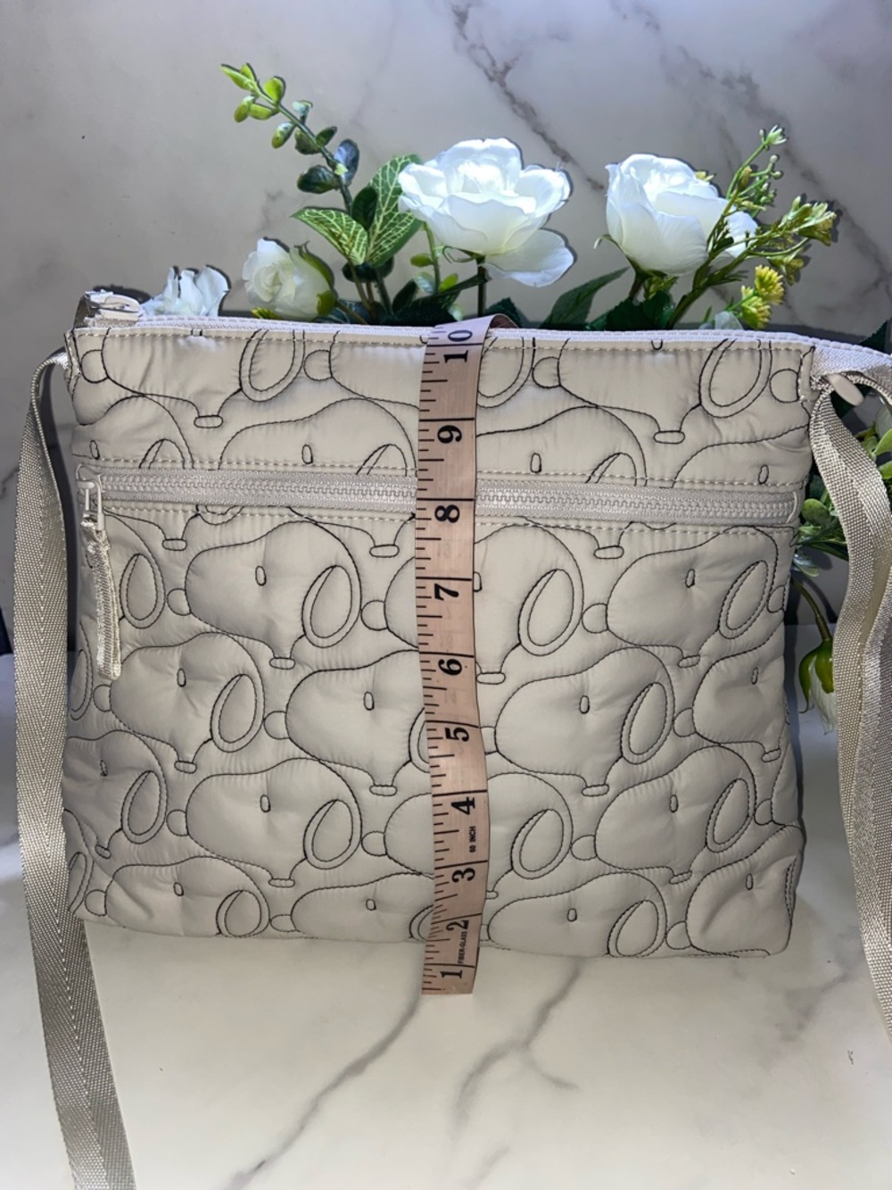 Vera Bradley Peanuts Original Zip Hip Cream Crossbody with Subtle Loop Pattern - Picture 14 of 17